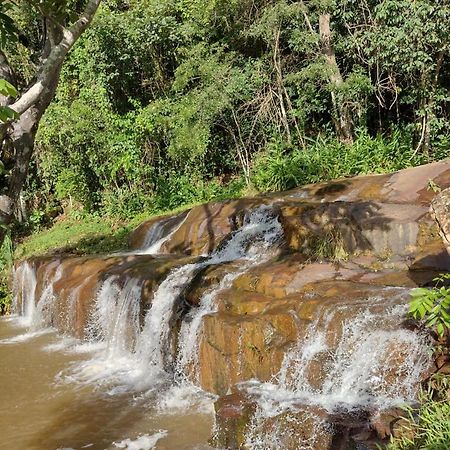 Chalés Cachoeira do Cafundó Bueno Brandão Exterior foto