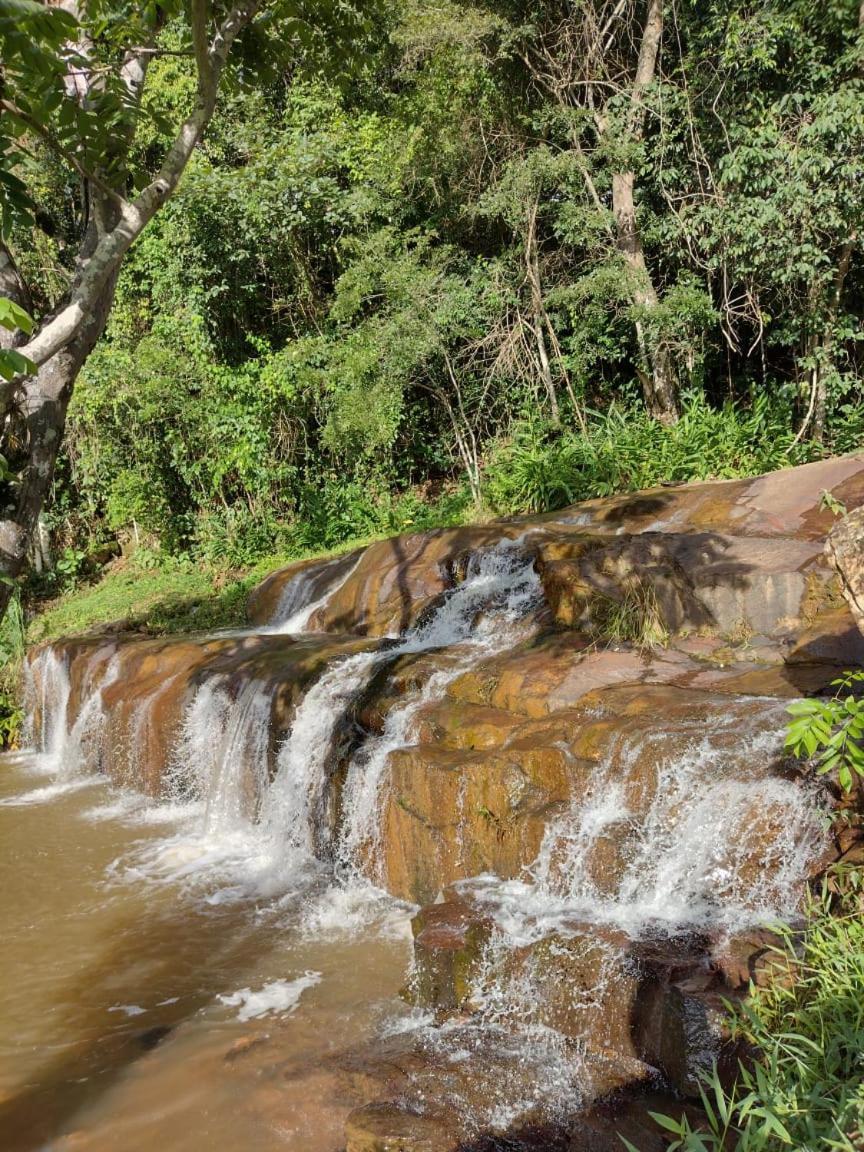 Chalés Cachoeira do Cafundó Bueno Brandão Exterior foto